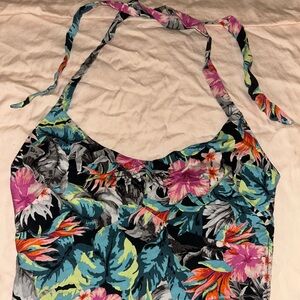 Guess Floral Halter top